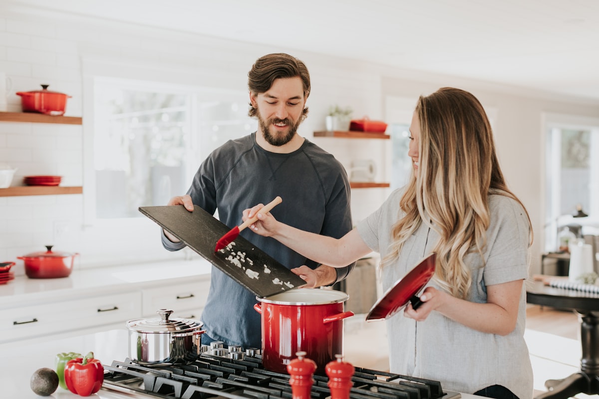 Cuisinart Enameled Cast Iron: Pros, Cons & Alternatives